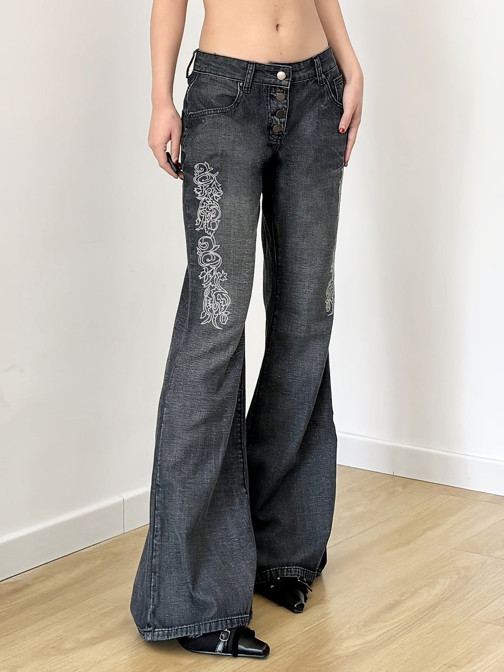 Printed Washed Distressed Flared Jeans
