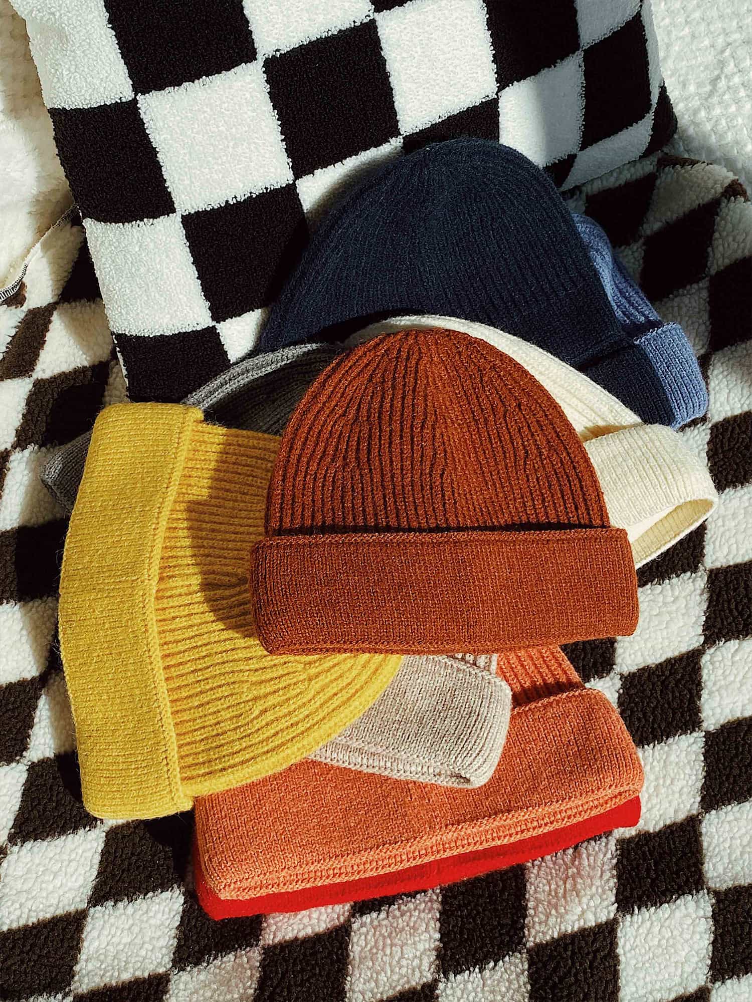 ASSORTED KNIT BEANIES - KNITTED BEANIE COLLECTION