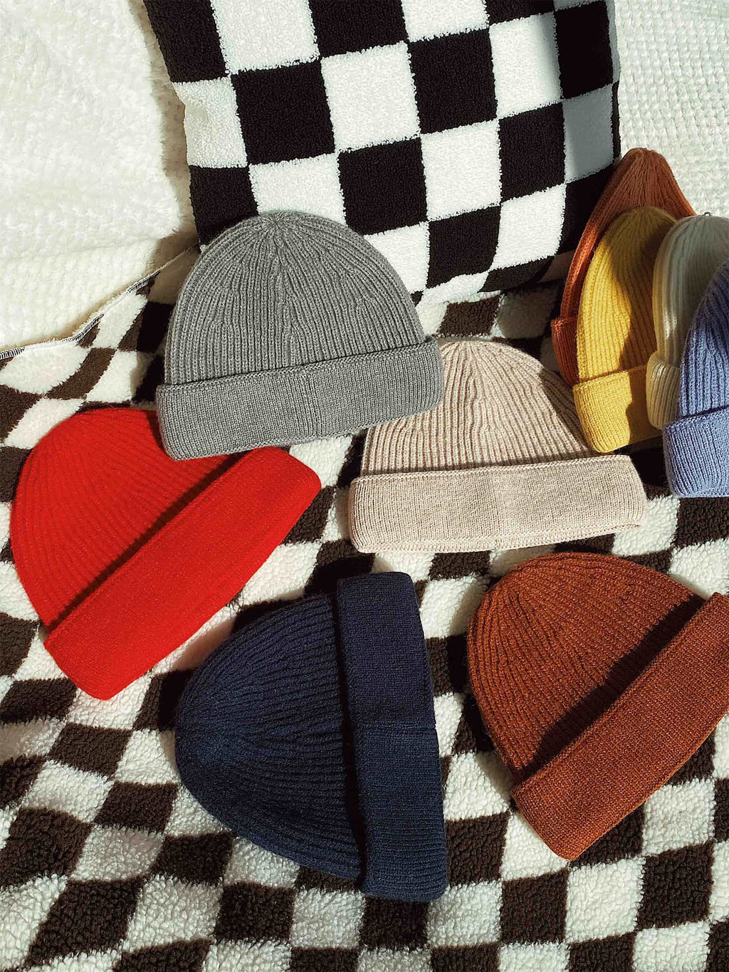 ASSORTED KNIT BEANIES - KNITTED BEANIE COLLECTION
