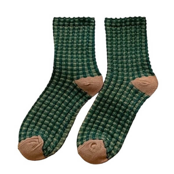 ASSORTED WAFFLE-KNIT SOCK COLLECTION FOR WOMEN AND MEN