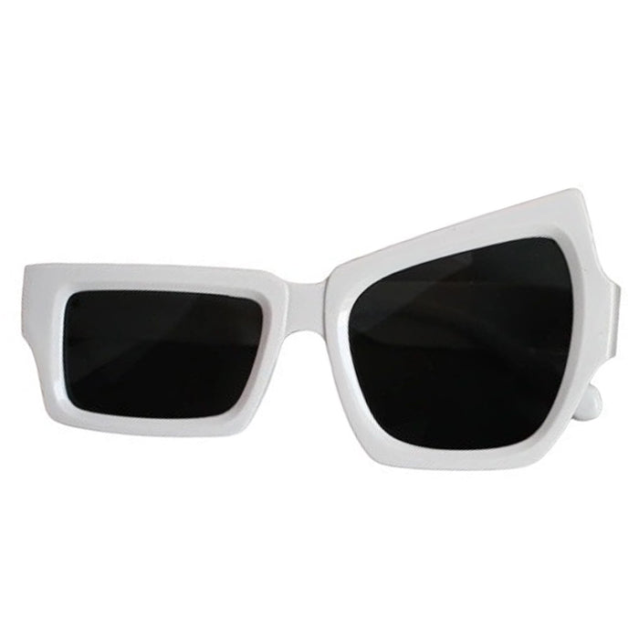 ASYMMETRICAL WHITE SUNGLASSES FOR FASHION AND SUN PROTECTION
