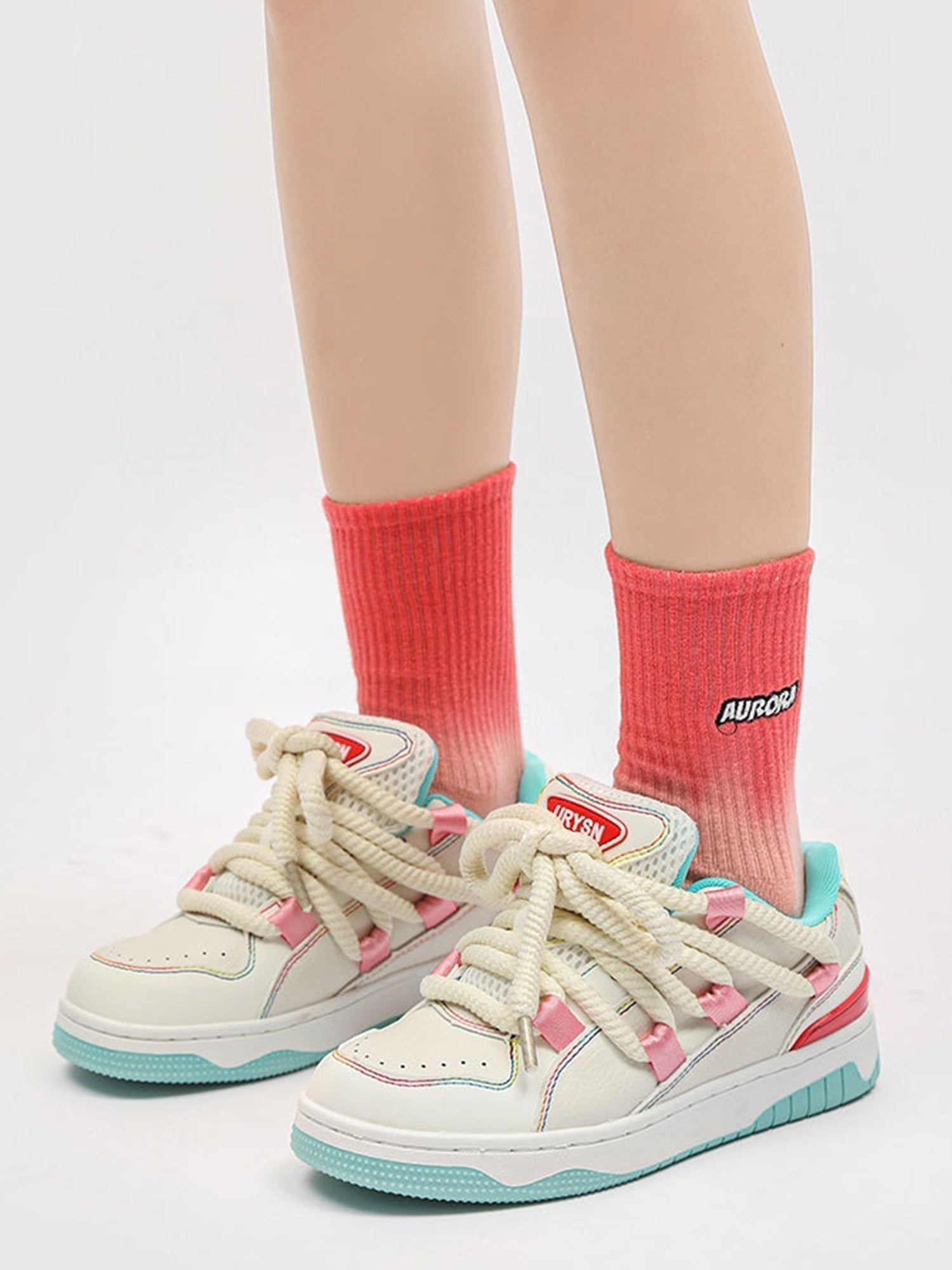 ATHLETIC SHOES WHITE AND BLUE HIGH ROUND TOE DESIGN