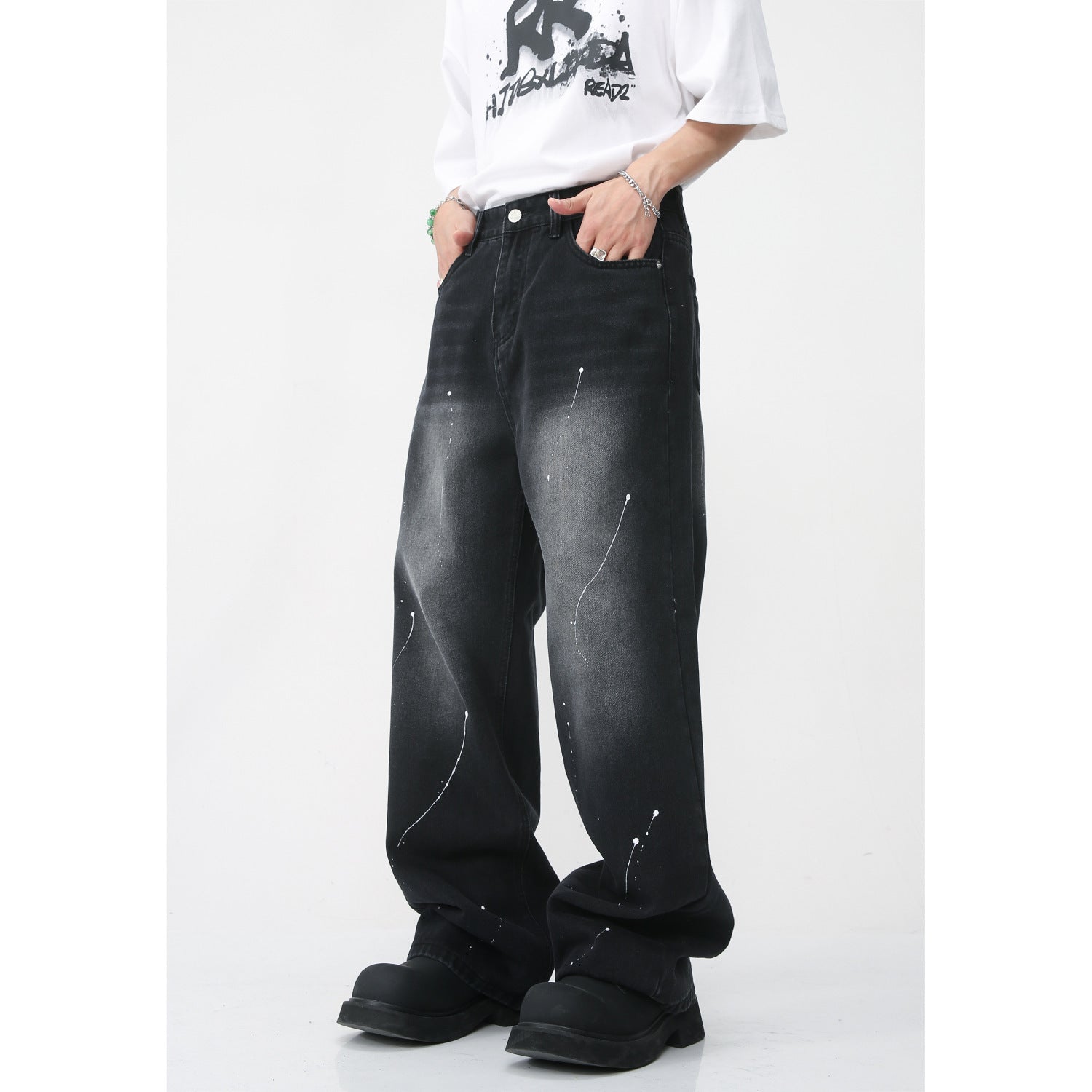 BAGGY JEANS WITH PAINT SPLATTER - BASIC BAGGY JEANS IN BLACK