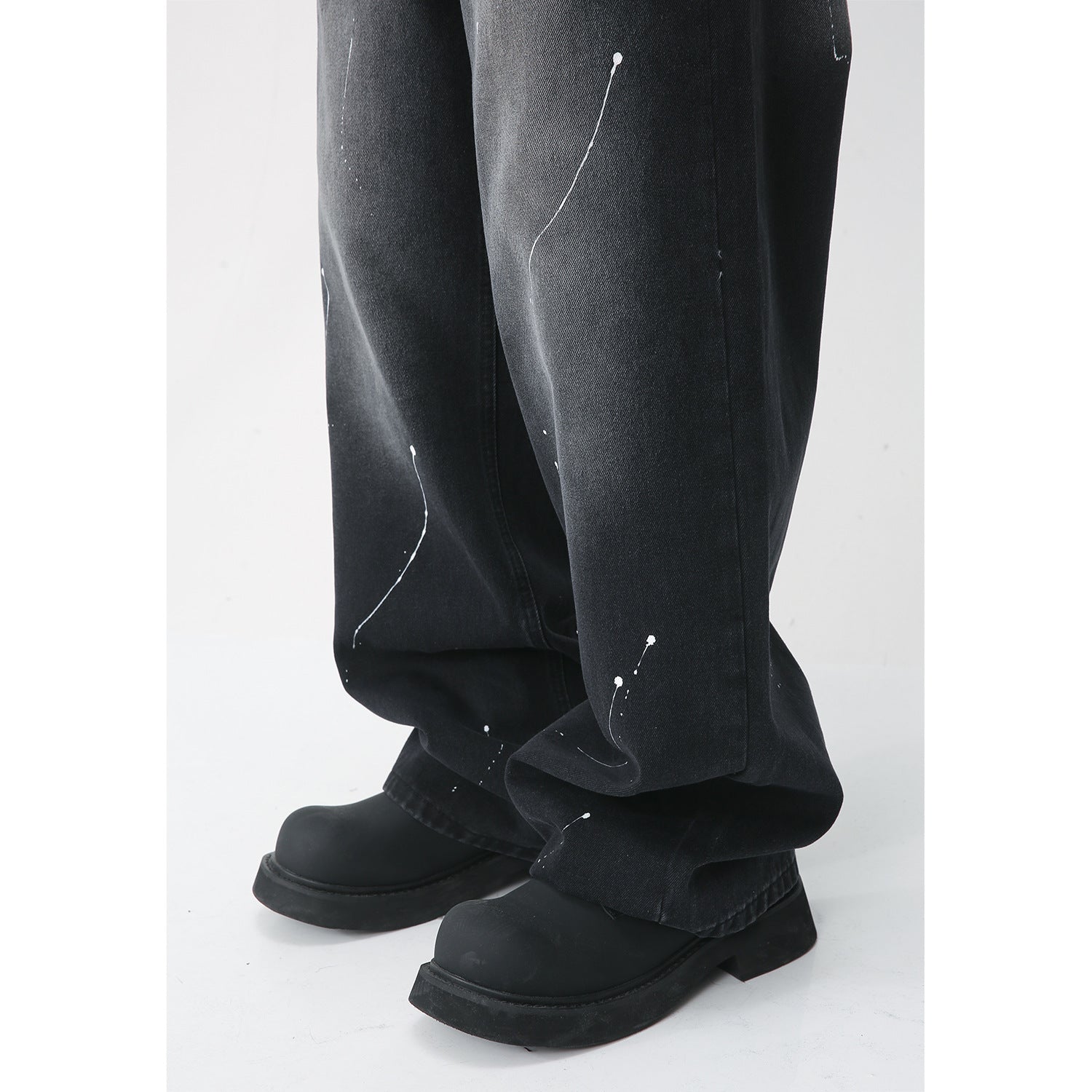 BAGGY JEANS WITH PAINT SPLATTER - BASIC BAGGY JEANS IN BLACK