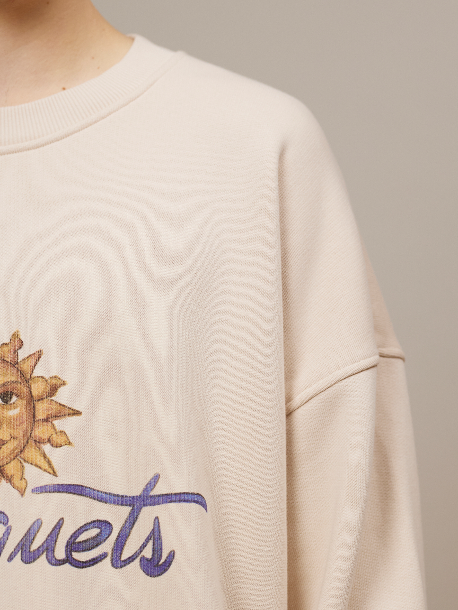 BEIGE CREWNECK SWEATSHIRT WITH SUN GRAPHIC COTTON LOOPBACK SWEATSHIRT