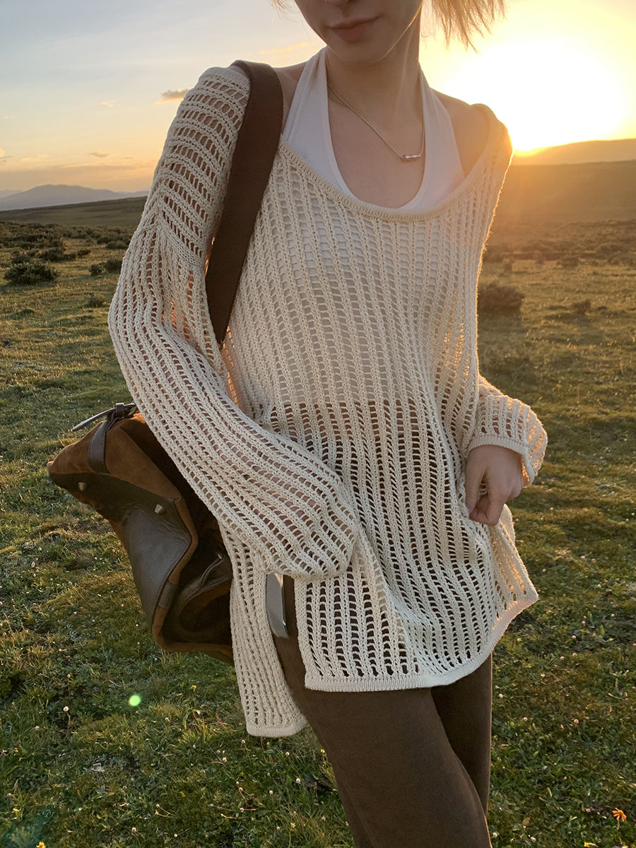 BEIGE KNIT SWEATER WITH CUTOUT DETAILS IN APRICOT TONE, LONG SLEEVE