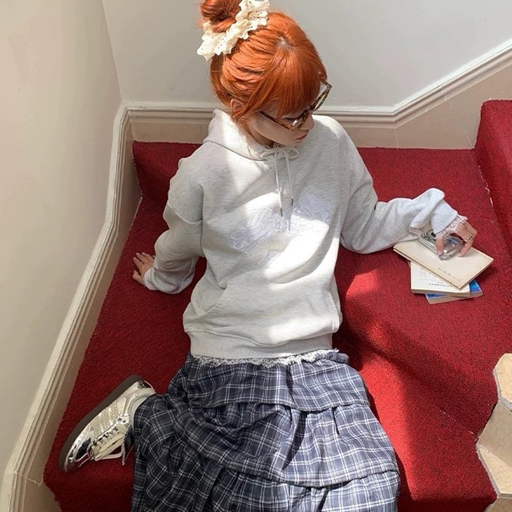 BEIGE LACE TRIM HOODIE: COQUETTE CHARM FOR CASUAL OUTINGS