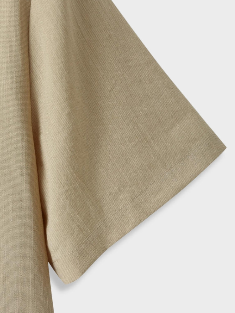 BEIGE SHORT-SLEEVED BUTTON-DOWN SHIRT VERSATILE HENLEY TEE