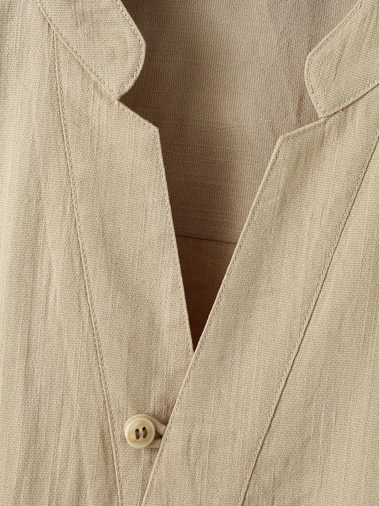 BEIGE SHORT-SLEEVED BUTTON-DOWN SHIRT VERSATILE HENLEY TEE