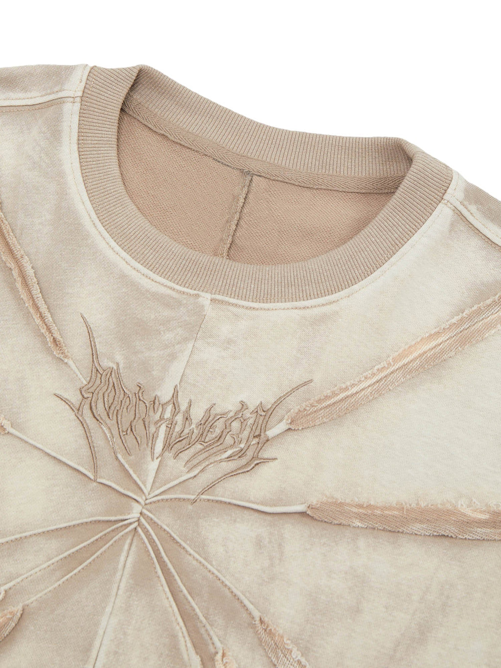 BEIGE SHORT-SLEEVED T-SHIRT WITH HEAVYWEIGHT SPLIT-EMBROIDERY