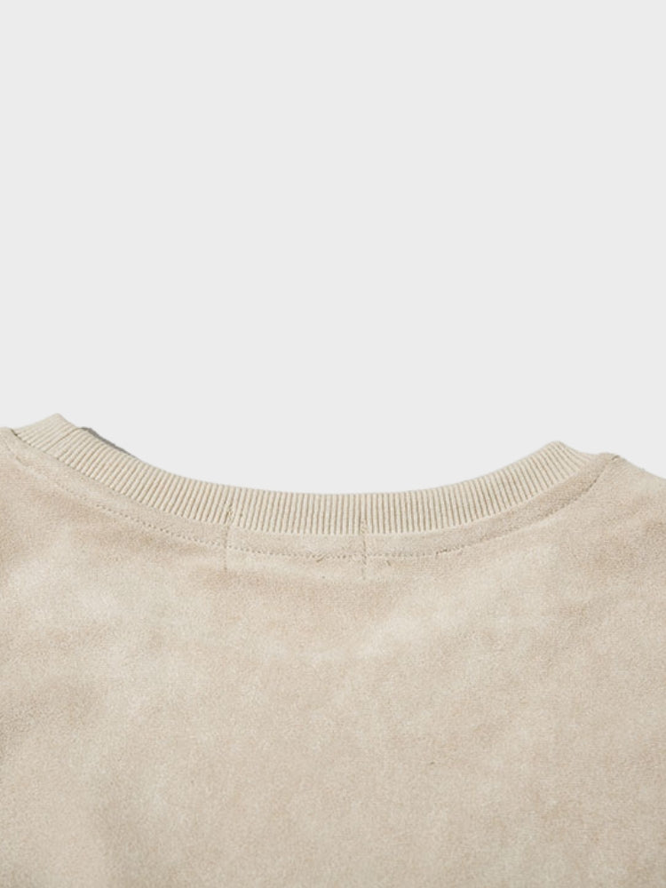 BEIGE SLEEVELESS T-SHIRT FOR SUEDE SUMMER SANDALS OUTFITS