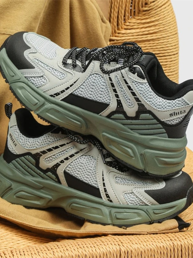 BLACK AND WHITE ATHLETIC SHOE FOOTWEAR