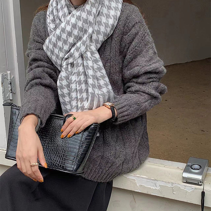 BLACK AND WHITE HOUNDSTOOTH SCARF FOR WOMEN AND MEN