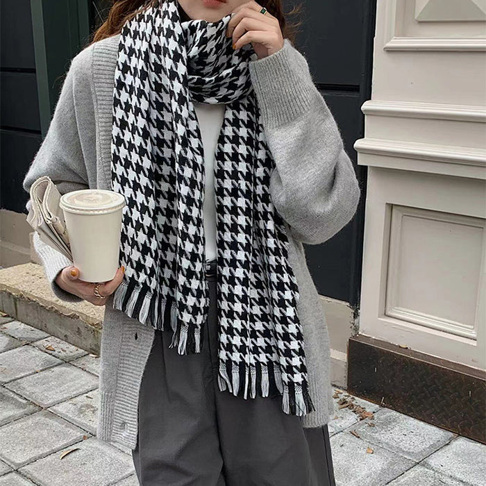 BLACK AND WHITE HOUNDSTOOTH SCARF FOR WOMEN AND MEN