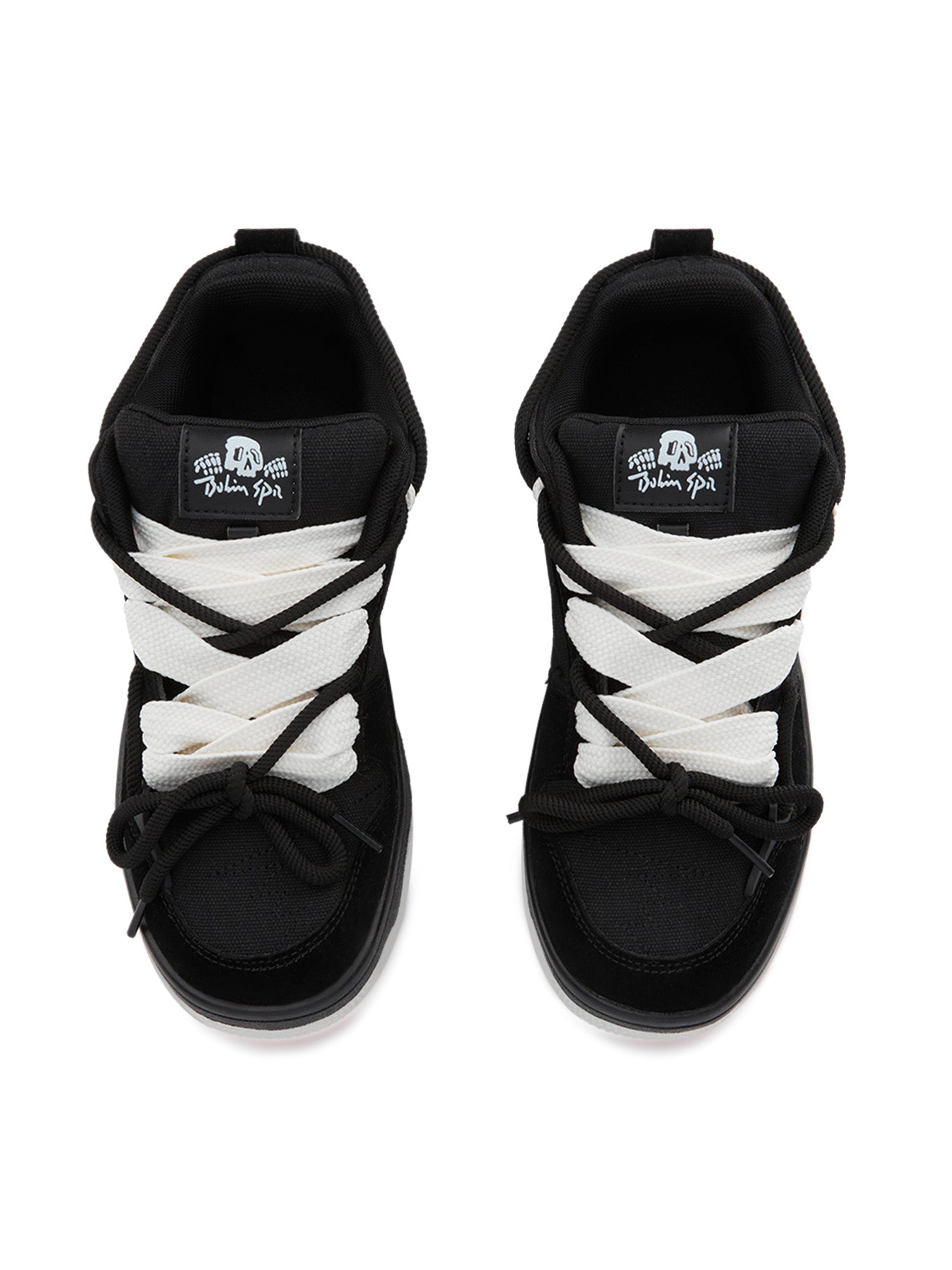BLACK AND WHITE PLATFORM SNEAKERS CASUAL FOOTWEAR STYLISH DESIGN