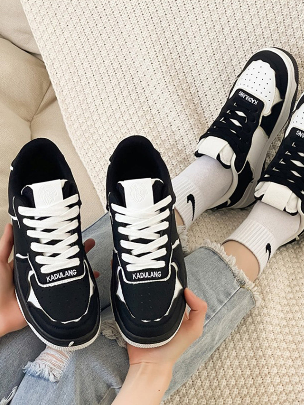 BLACK AND WHITE SNEAKERS ROUND TOE BOOTS