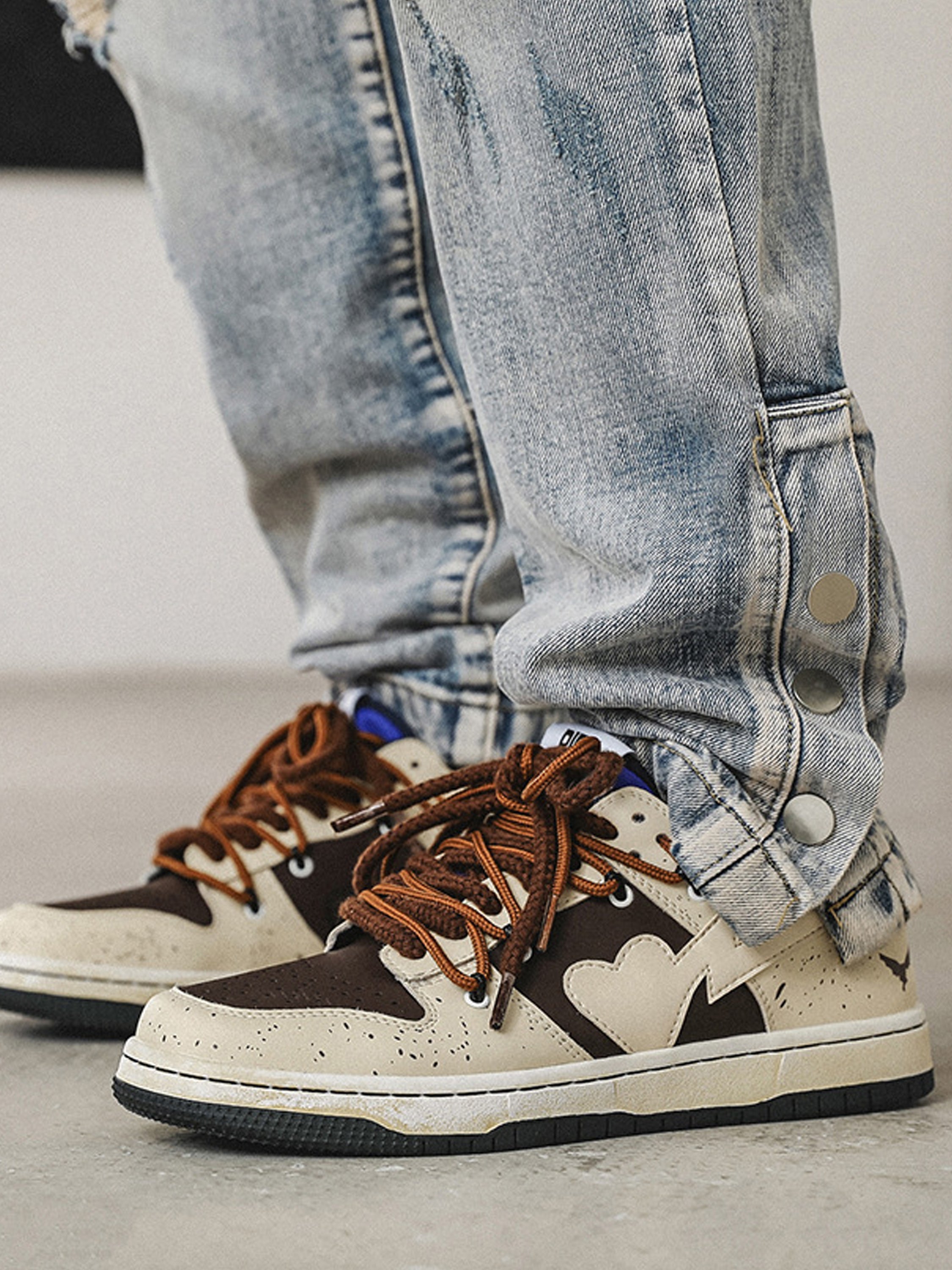 BLACK AND WHITE SNEAKERS WITH HEART DETAIL STREET LOVE PATCHWORK