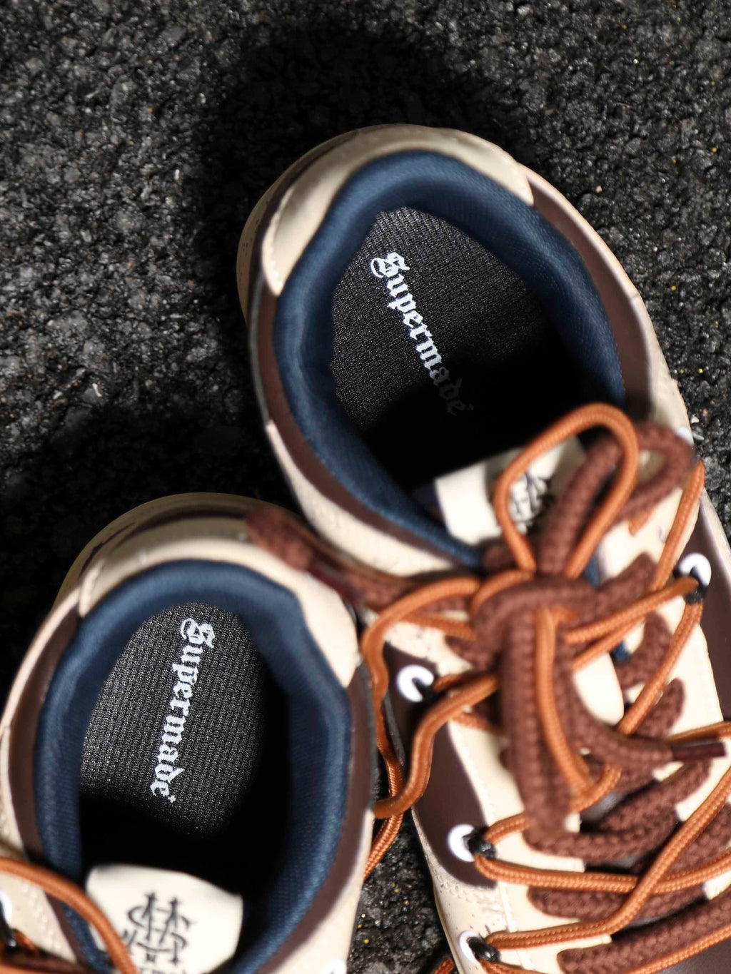 BLACK AND WHITE SNEAKERS WITH HEART DETAIL STREET LOVE PATCHWORK