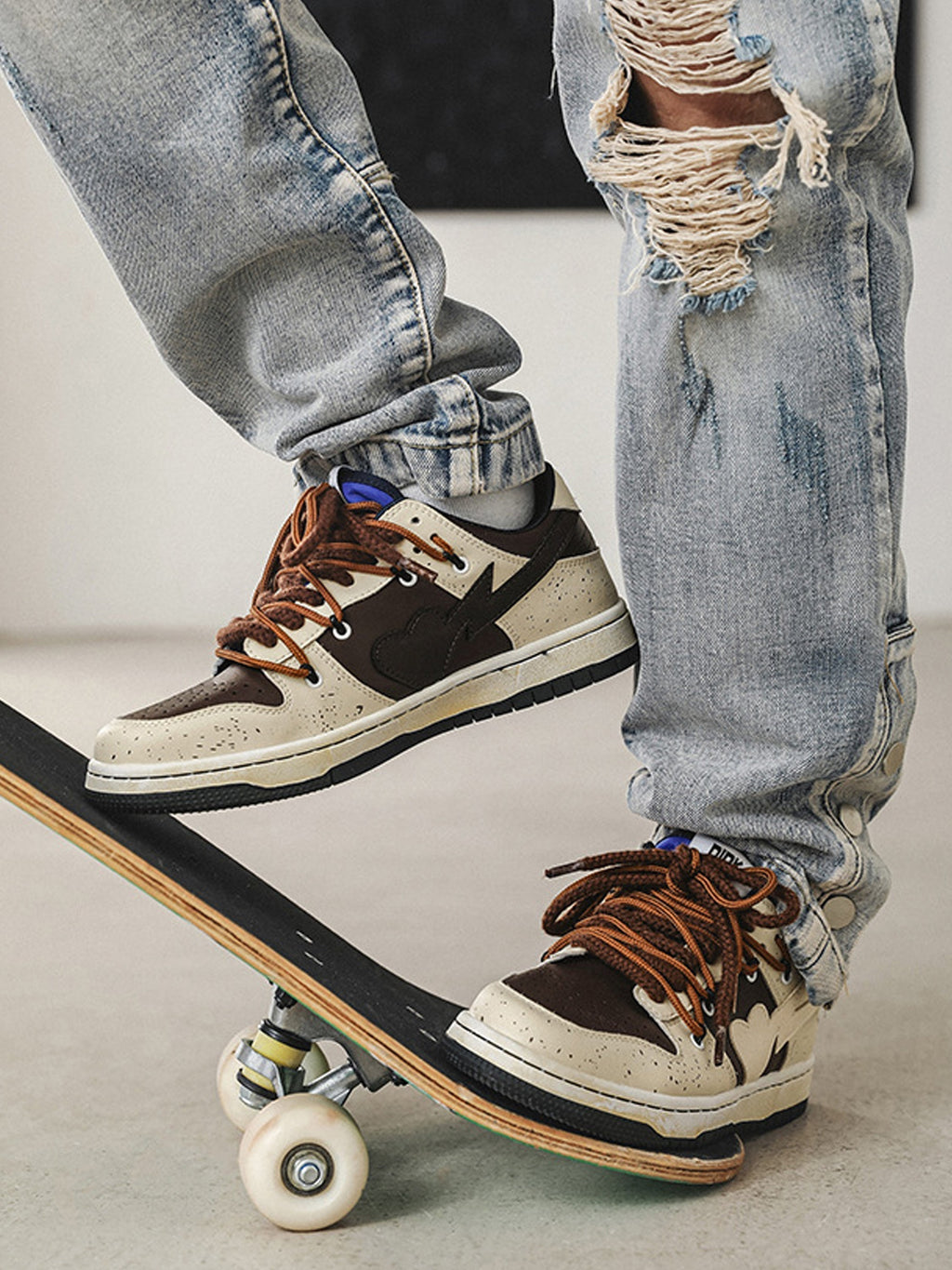 BLACK AND WHITE SNEAKERS WITH HEART DETAIL STREET LOVE PATCHWORK