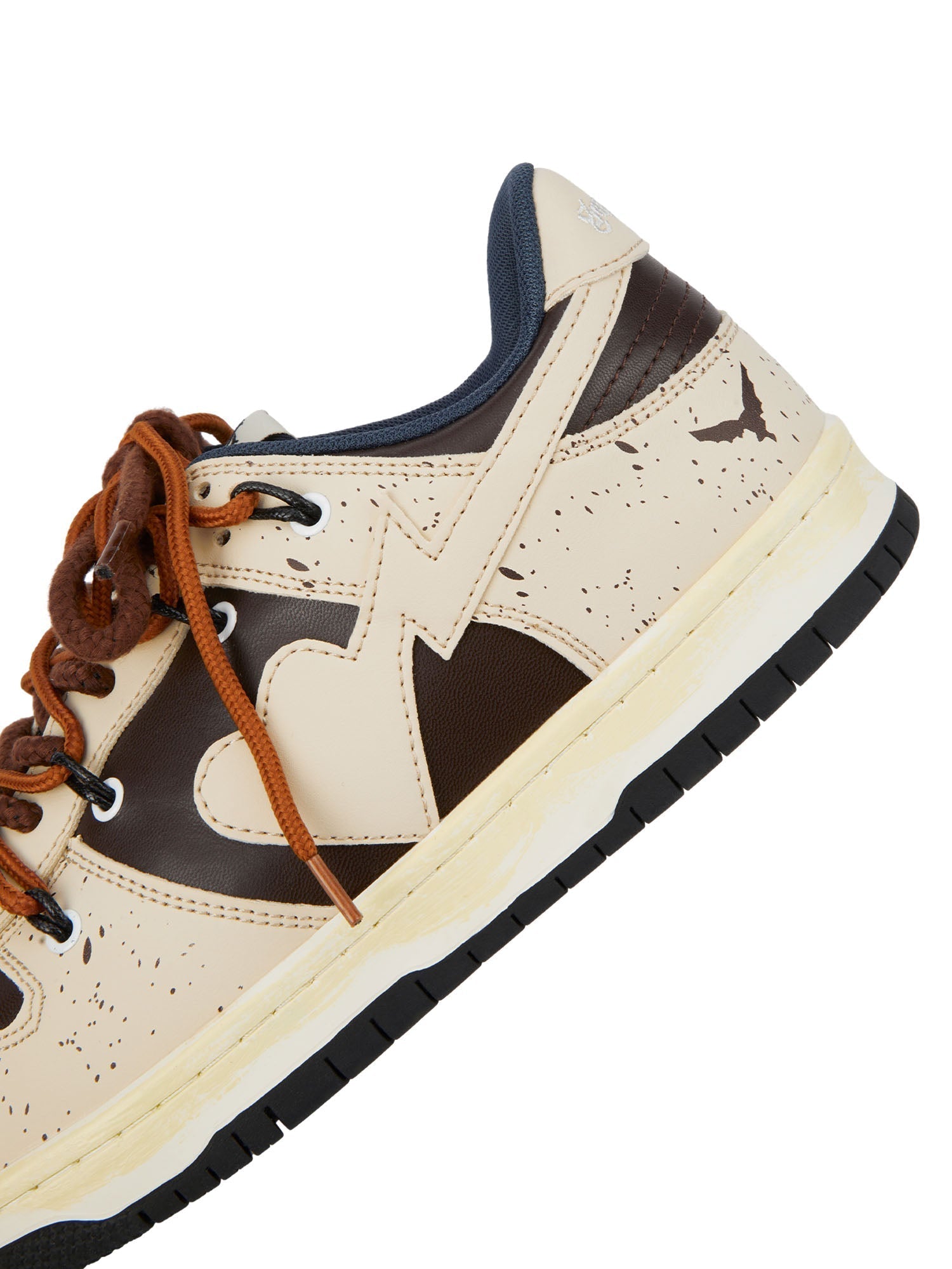 BLACK AND WHITE SNEAKERS WITH HEART DETAIL STREET LOVE PATCHWORK