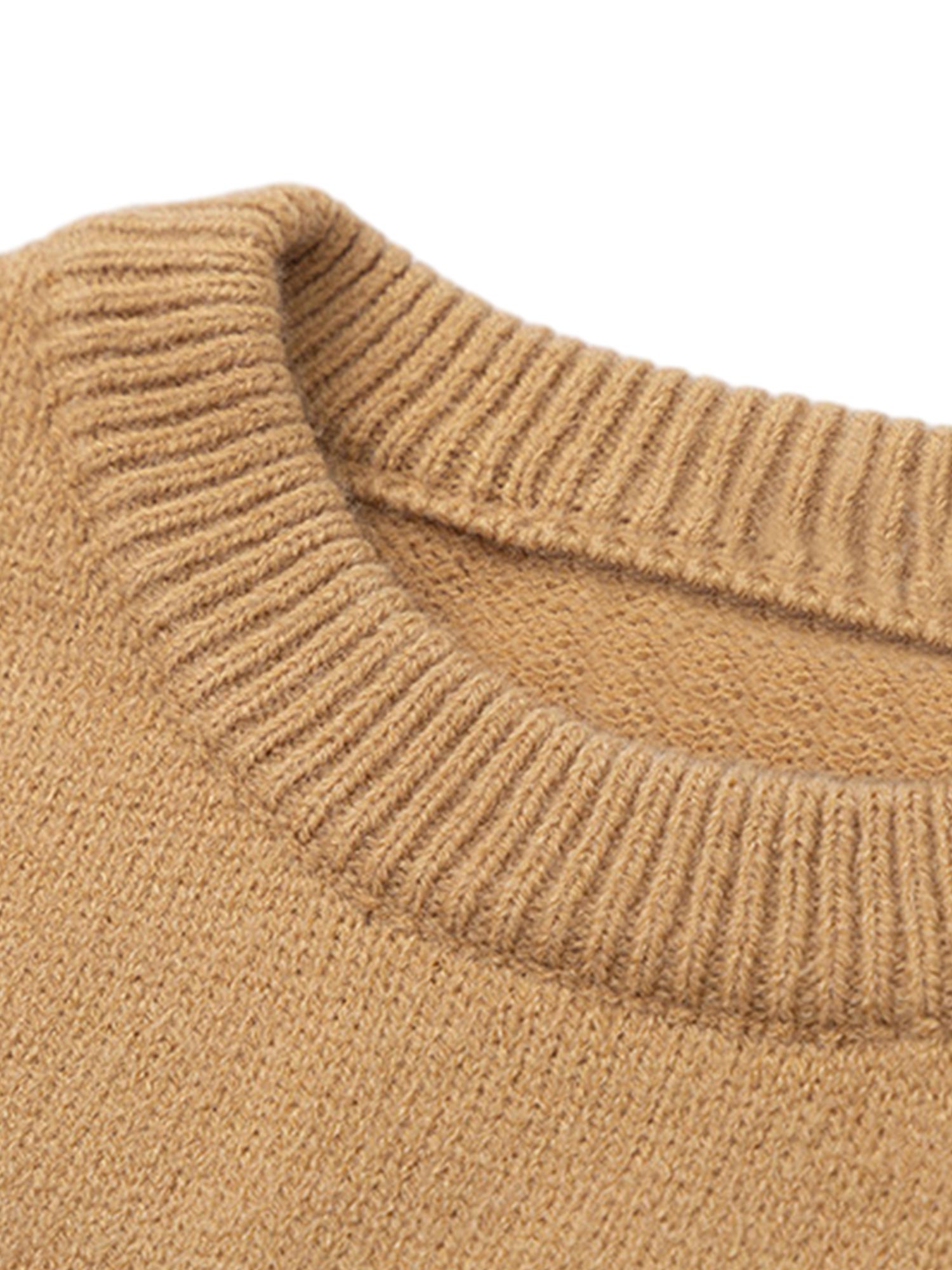 BLACK AND WHITE STAR SWEATER WITH LONG SLEEVE AND ROUND COLLAR