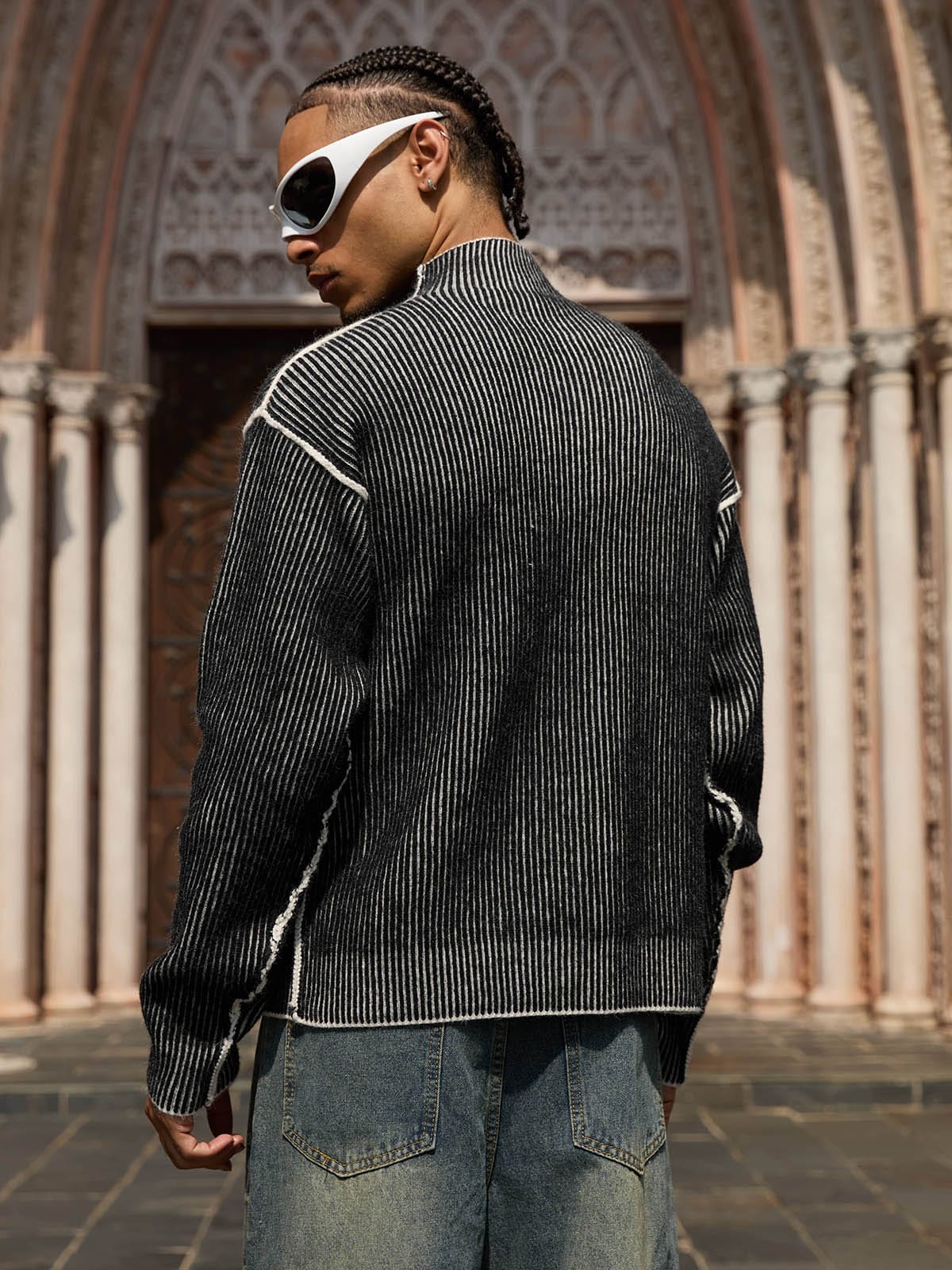 BLACK AND WHITE STRIPED SWEATER WITH GRAY PATTERN REVERSIBLE DOUBLE-SIDED