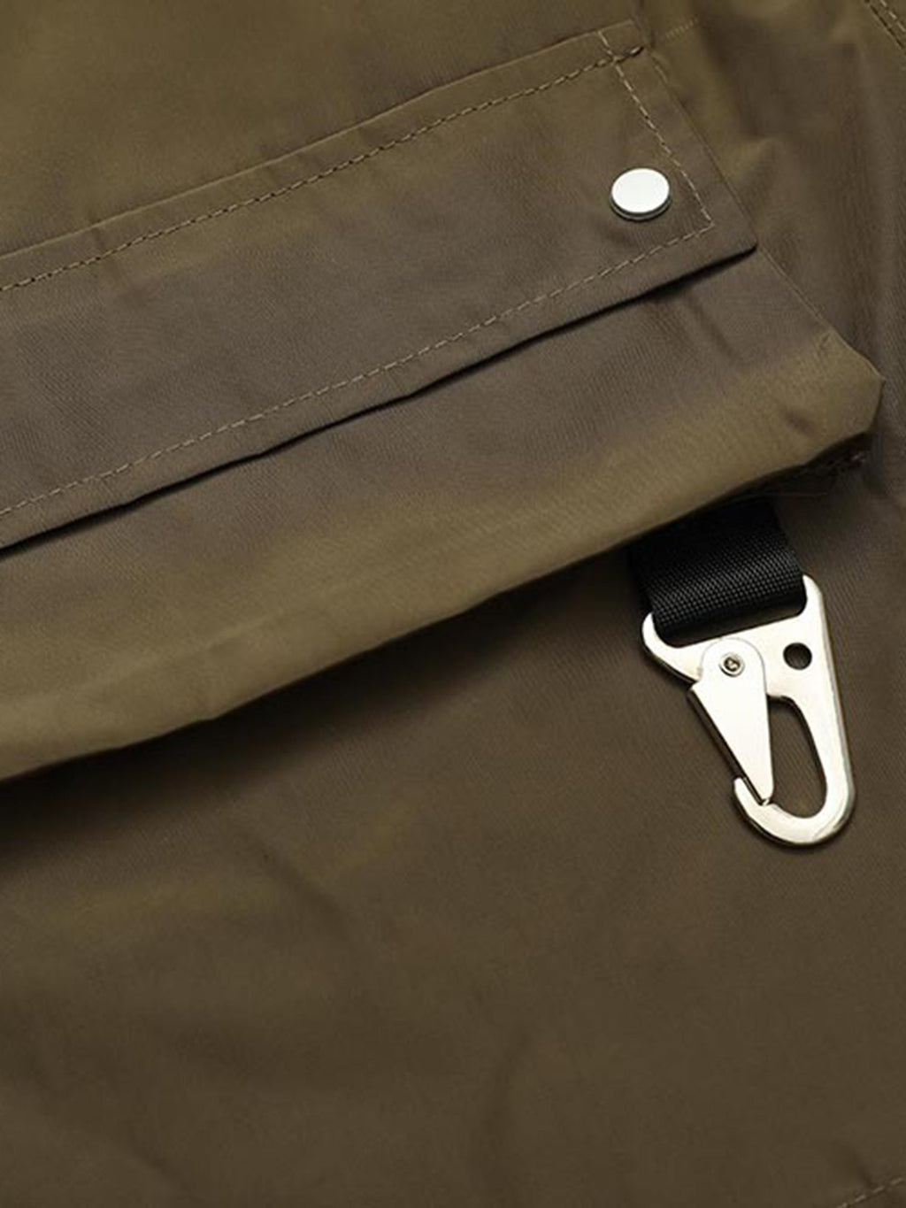 BLACK CARGO SHORTS WITH STREET PATCHWORK MULTI-POCKET DESIGN