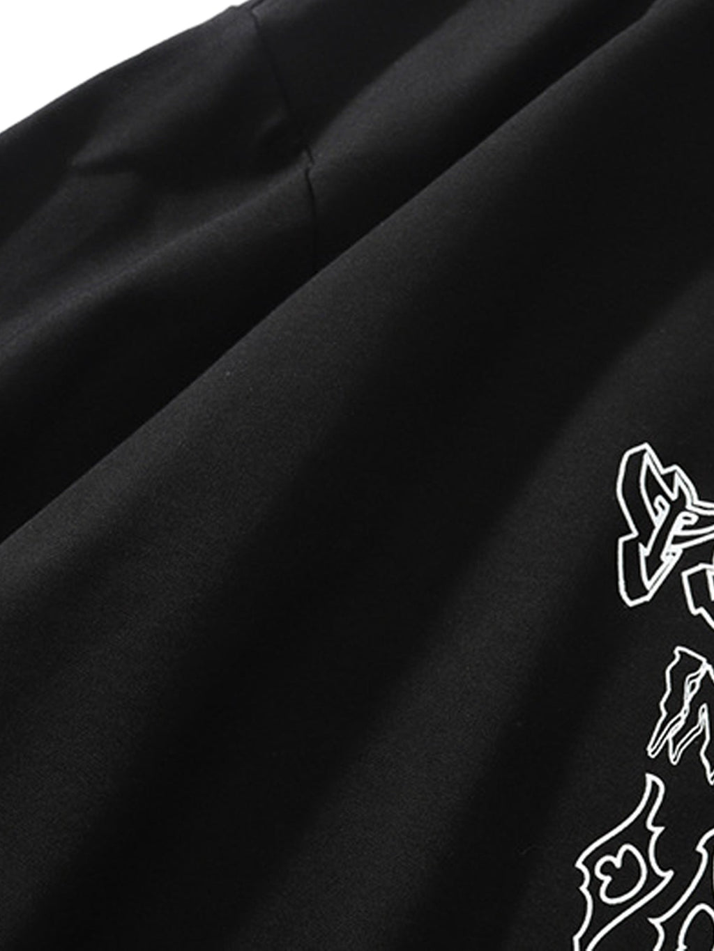 BLACK DISTRESSED SHORT SLEEVE T-SHIRT WITH ROUND COLLAR AND LOOSE FIT