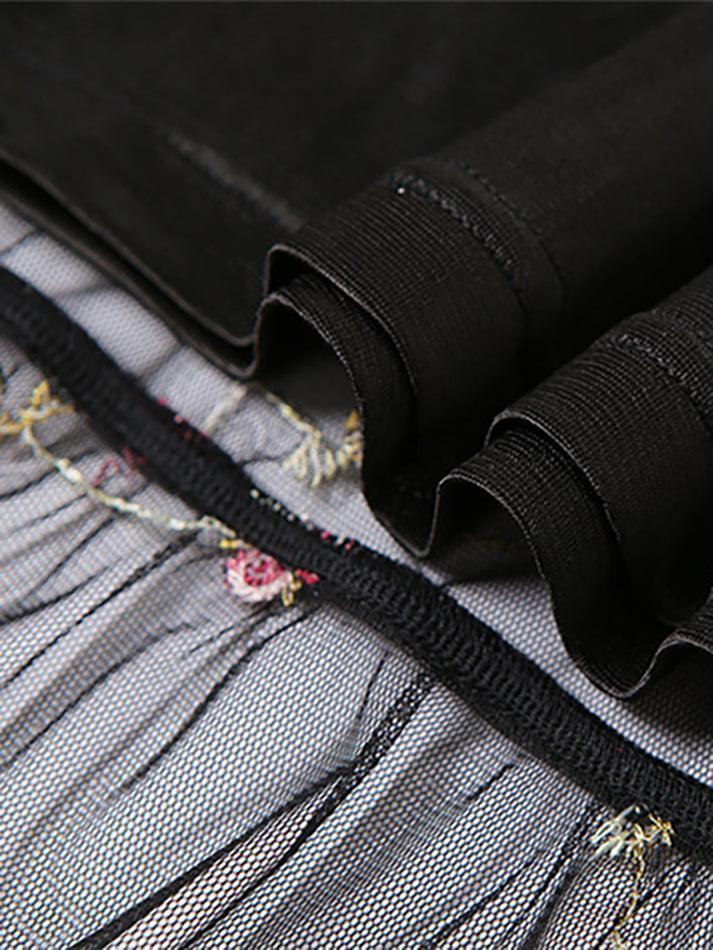 BLACK FLORAL MINI DRESS WITH RUFFLE HEM IN SLIM FIT