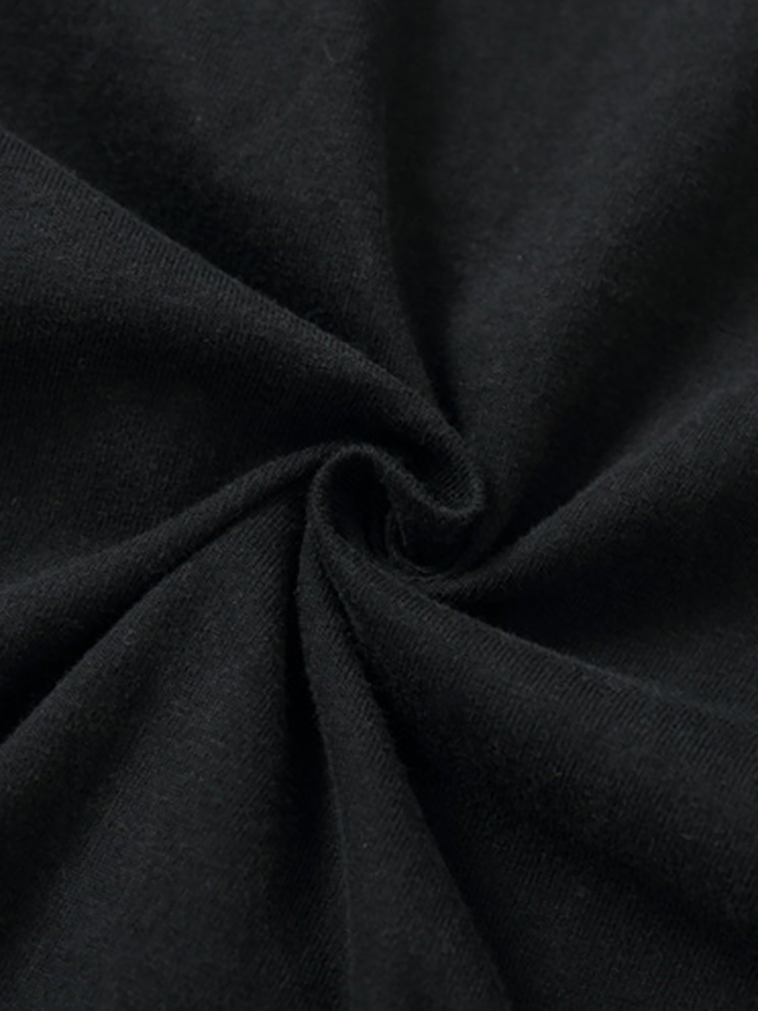 BLACK GRAPHIC T-SHIRT WITH HIGH STREET HEART-PRINT