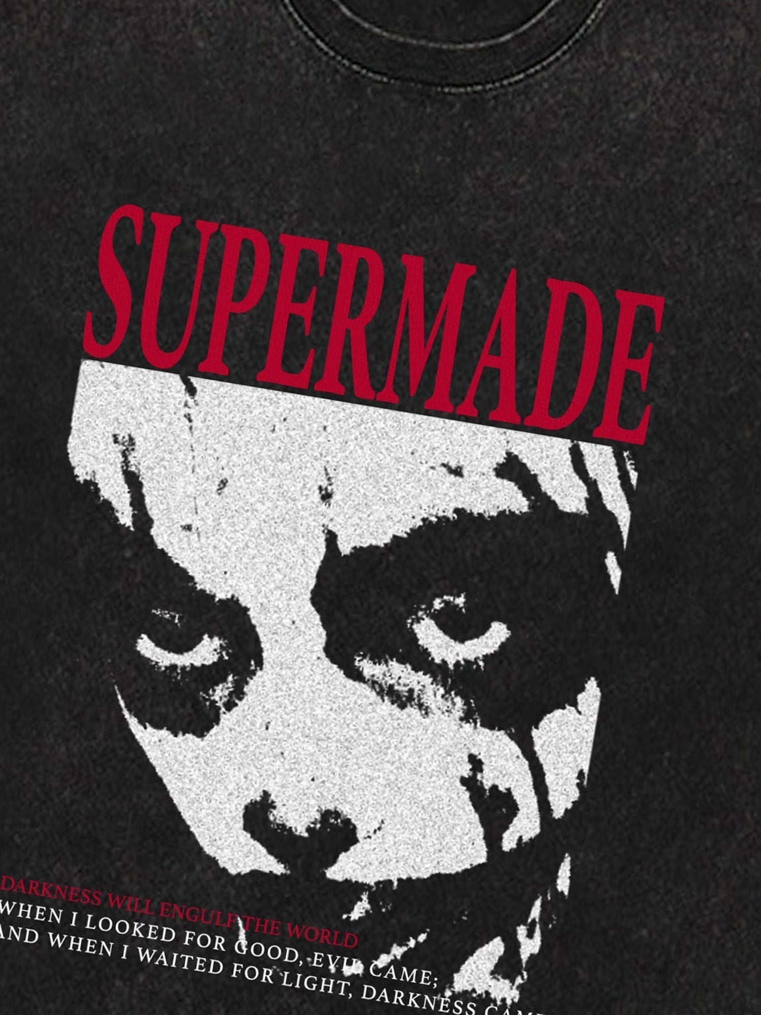 BLACK GRAPHIC T-SHIRT WITH SHORT SLEEVE AND ROUND COLLAR FOR COOL CASUAL WEAR