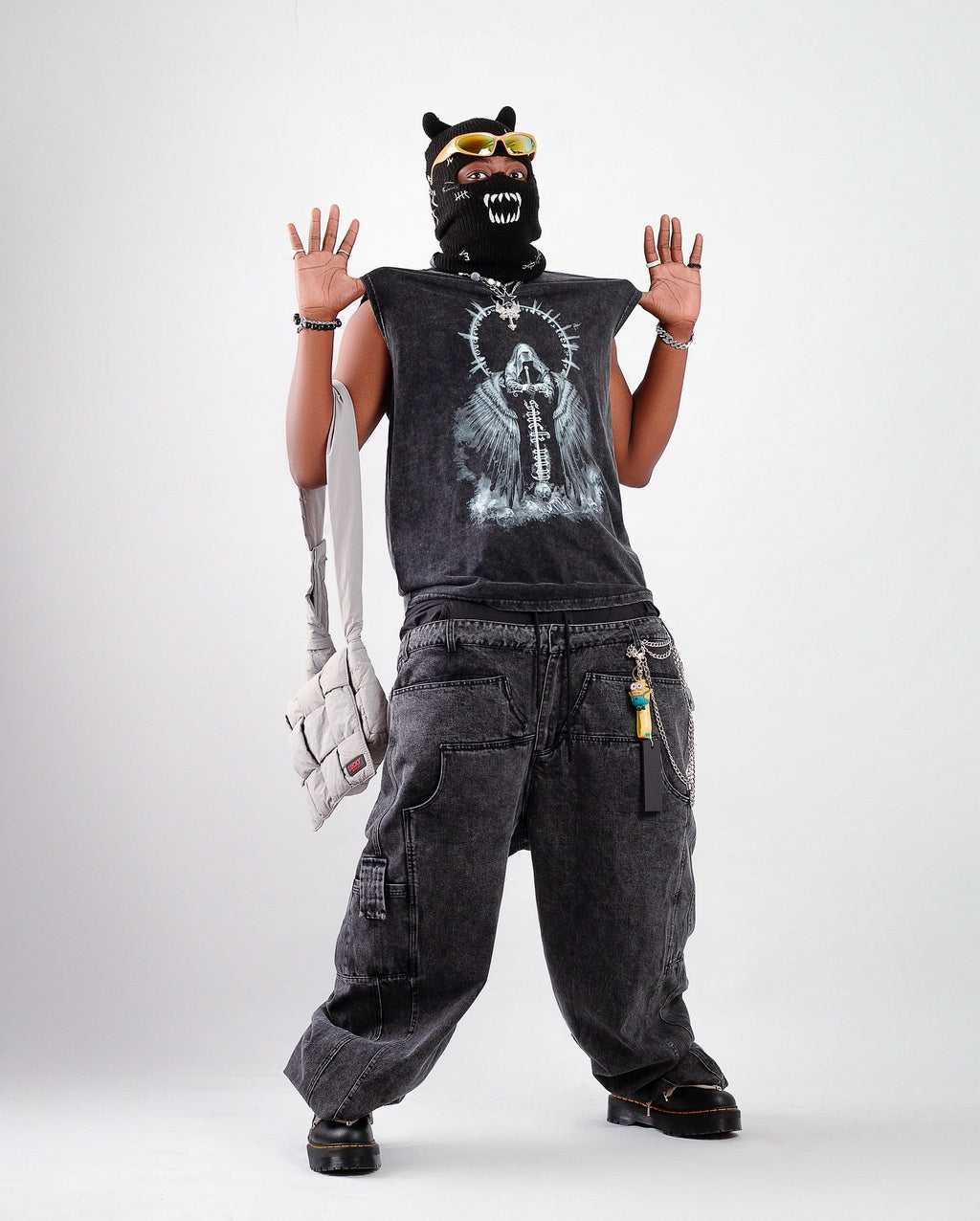 BLACK GRAPHIC TANK TOP WITH PRINTED ROUND NECK DESIGN