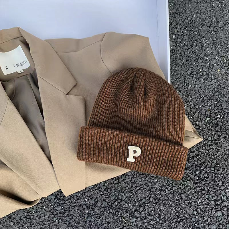 BLACK KNIT BEANIE HAT WITH LOGO EMBROIDERY