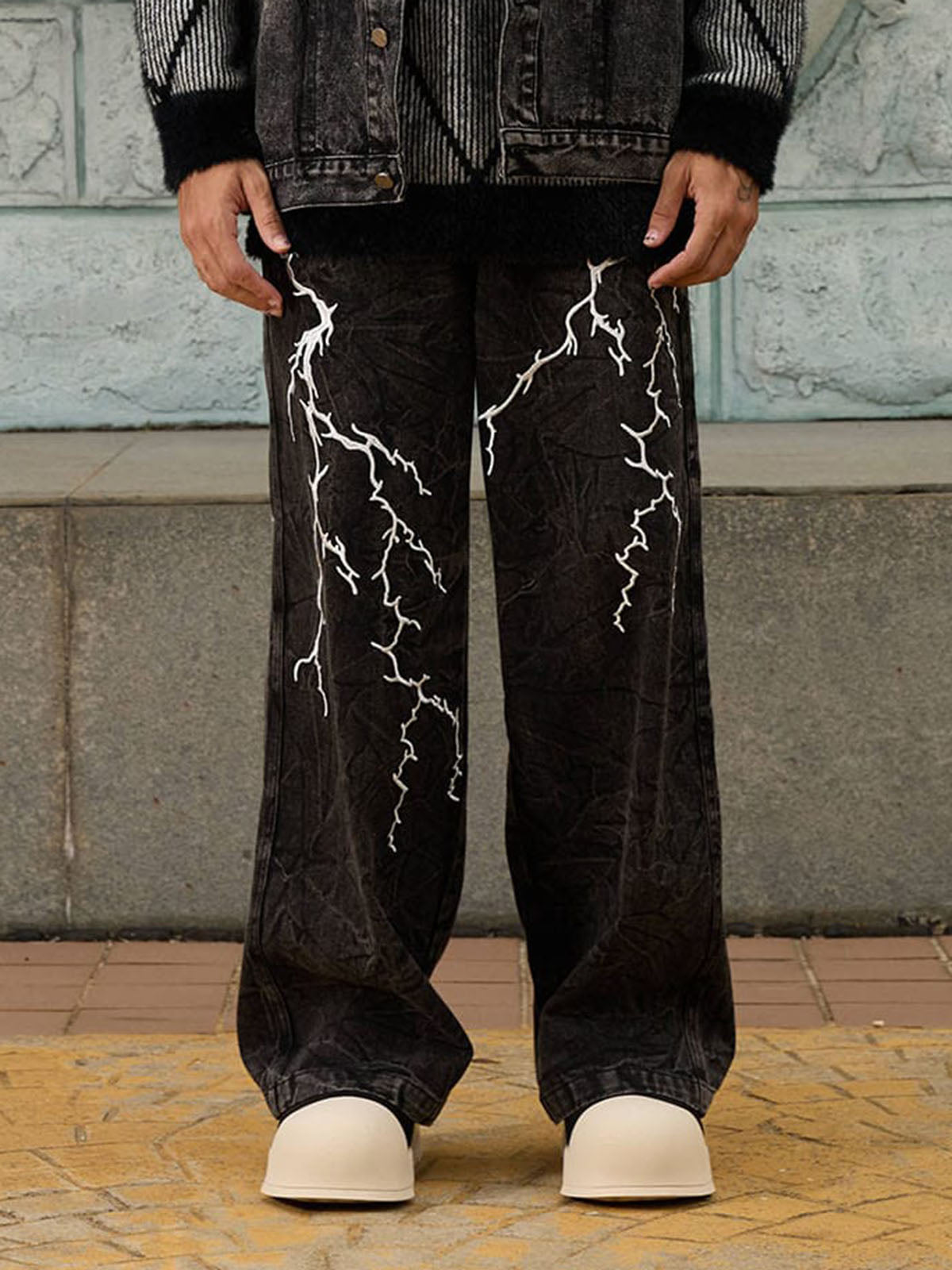 BLACK LIGHTNING BOLT LONG PANTS MID WAIST STRAIGHT LEG DESIGN