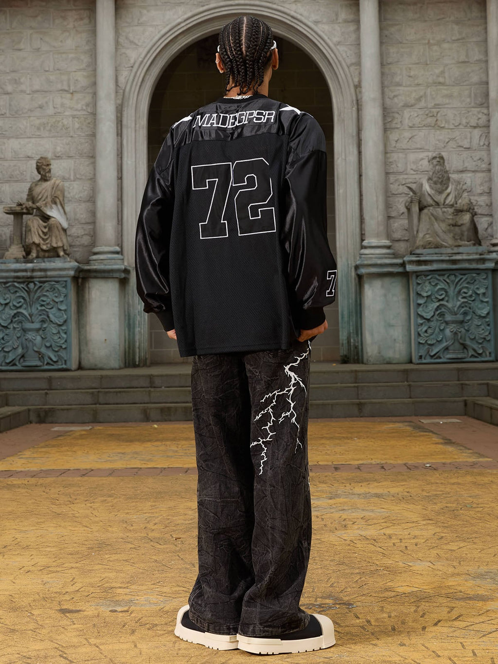 BLACK LIGHTNING BOLT LONG PANTS MID WAIST STRAIGHT LEG DESIGN