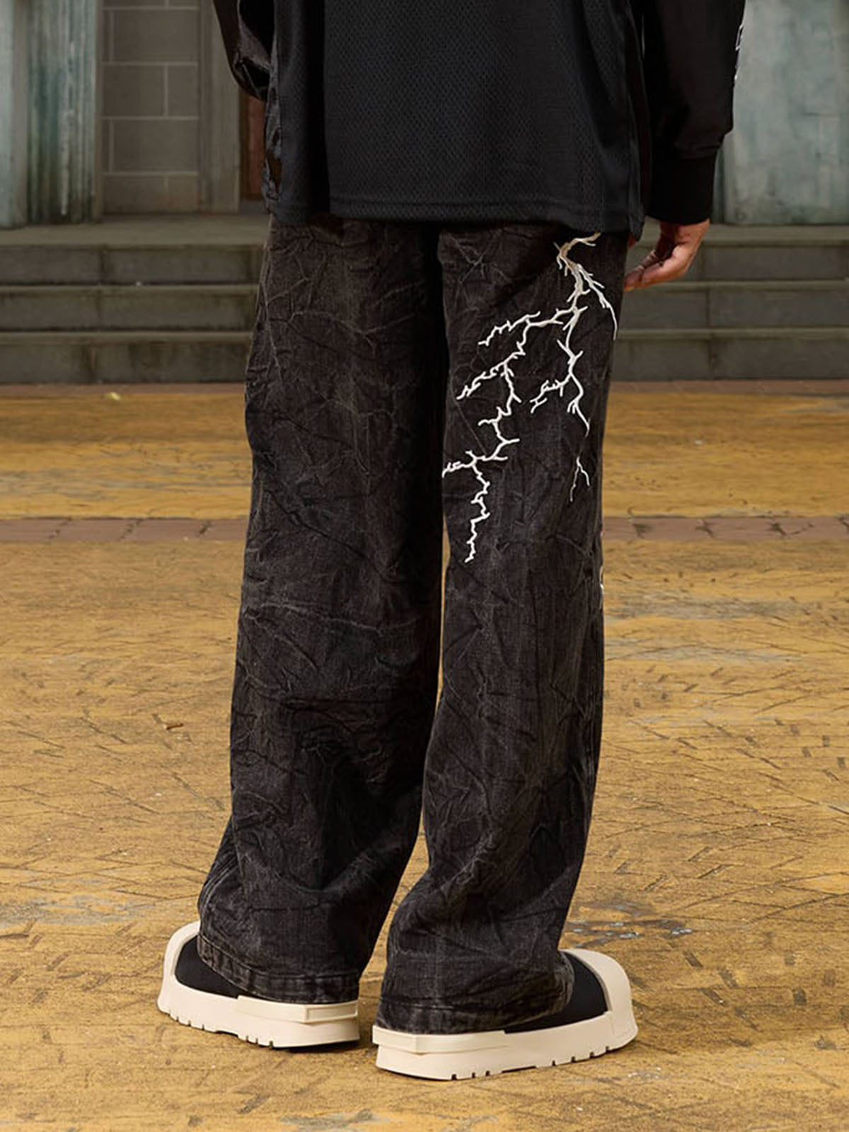 BLACK LIGHTNING BOLT LONG PANTS MID WAIST STRAIGHT LEG DESIGN