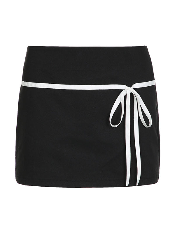 BLACK MINI SKIRT WITH WHITE TIE BOW SPLICE LOW WAIST DESIGN
