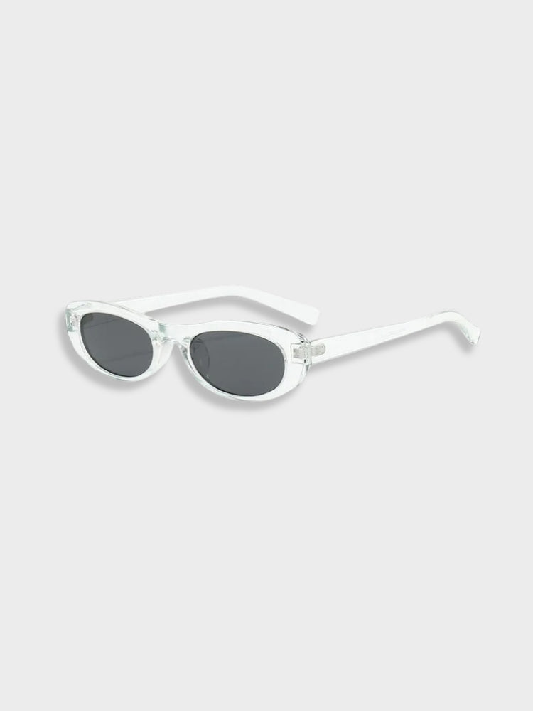 BLACK OVAL SUNGLASSES WITH UV PROTECTION FROM HARMFUL RAYS