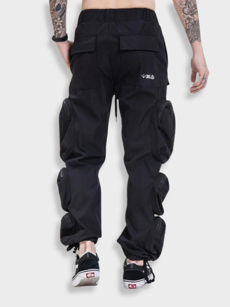 BLACK PADDED CARGO PANTS POCKET CARGO DESIGN