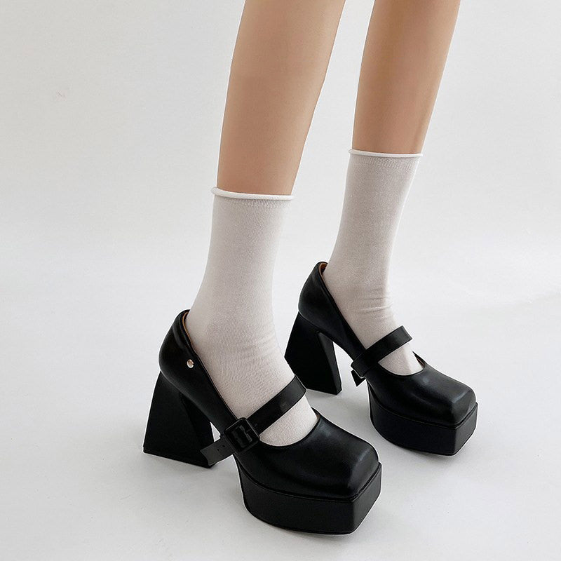 BLACK PLATFORM MARY JANE SHOE WITH VEGAN LEATHER