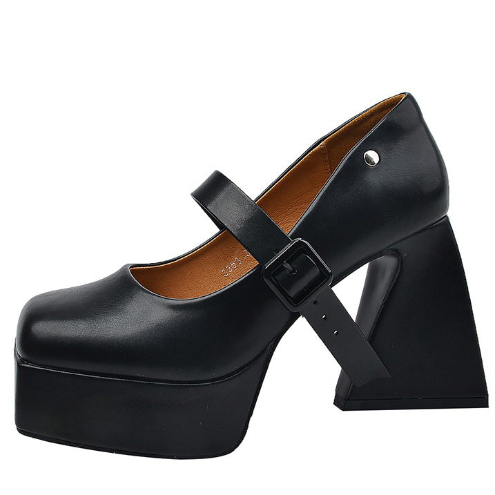 BLACK PLATFORM MARY JANE SHOE WITH VEGAN LEATHER