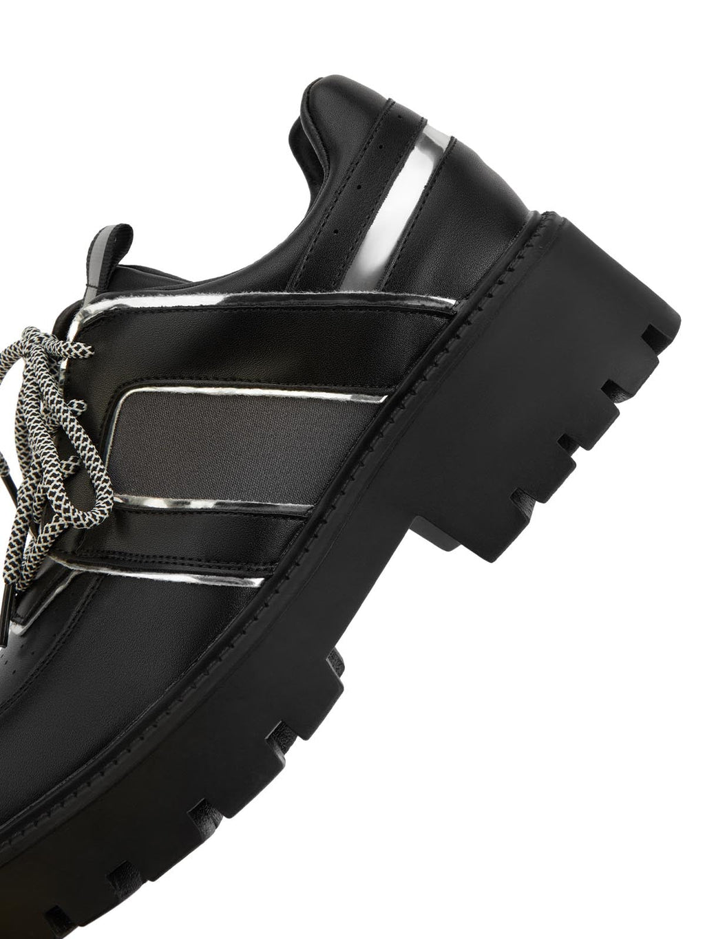 BLACK PLATFORM OXFORD SHOES WITH RUBBER OUTSOLE FOR WET CONDITIONS