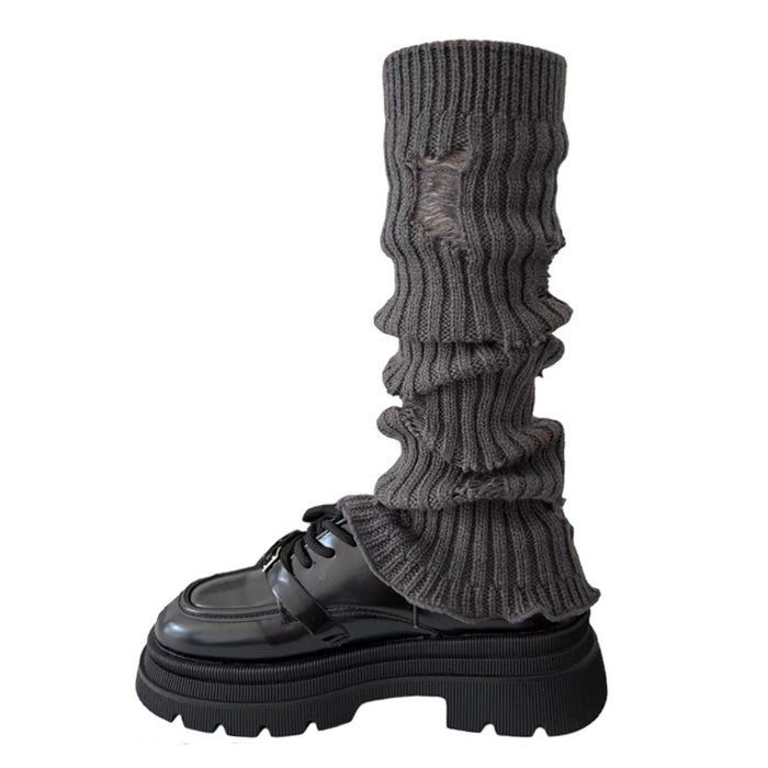 BLACK PLATFORM SHOE WITH GRAY KNIT LEG WARMER FOR FASHION STATEMENT