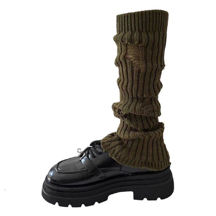 BLACK PLATFORM SHOE WITH GRAY KNIT LEG WARMER FOR FASHION STATEMENT