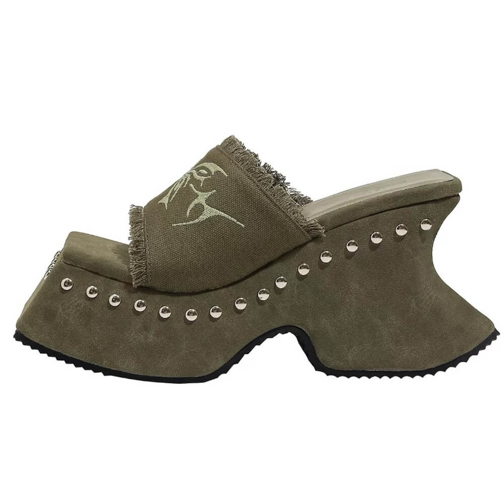 BLACK PLATFORM SLIDE SANDALS WITH SILVER STUDS FOR WOMEN