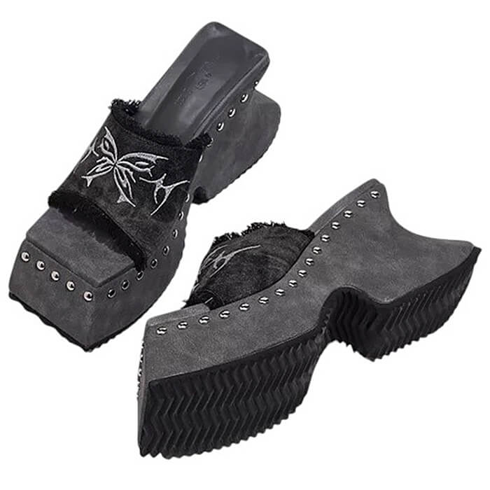 BLACK PLATFORM SLIDE SANDALS WITH SILVER STUDS FOR WOMEN