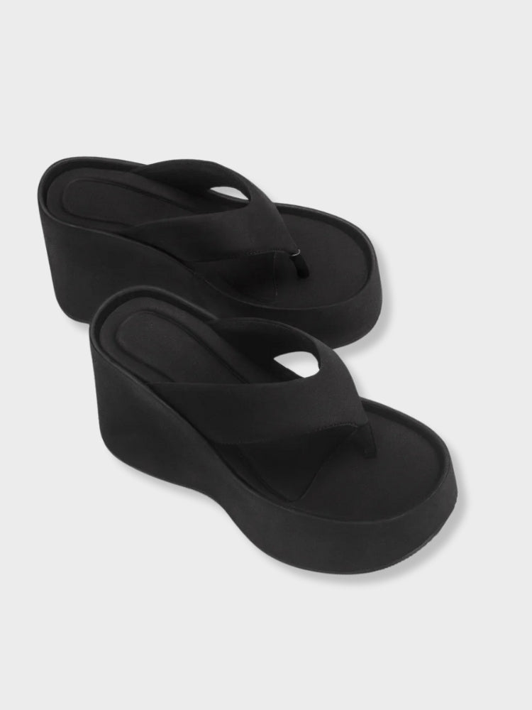 BLACK PLATFORM WEDGE FLIP-FLOP WITH CAOUTCHOUC AVEC TALON