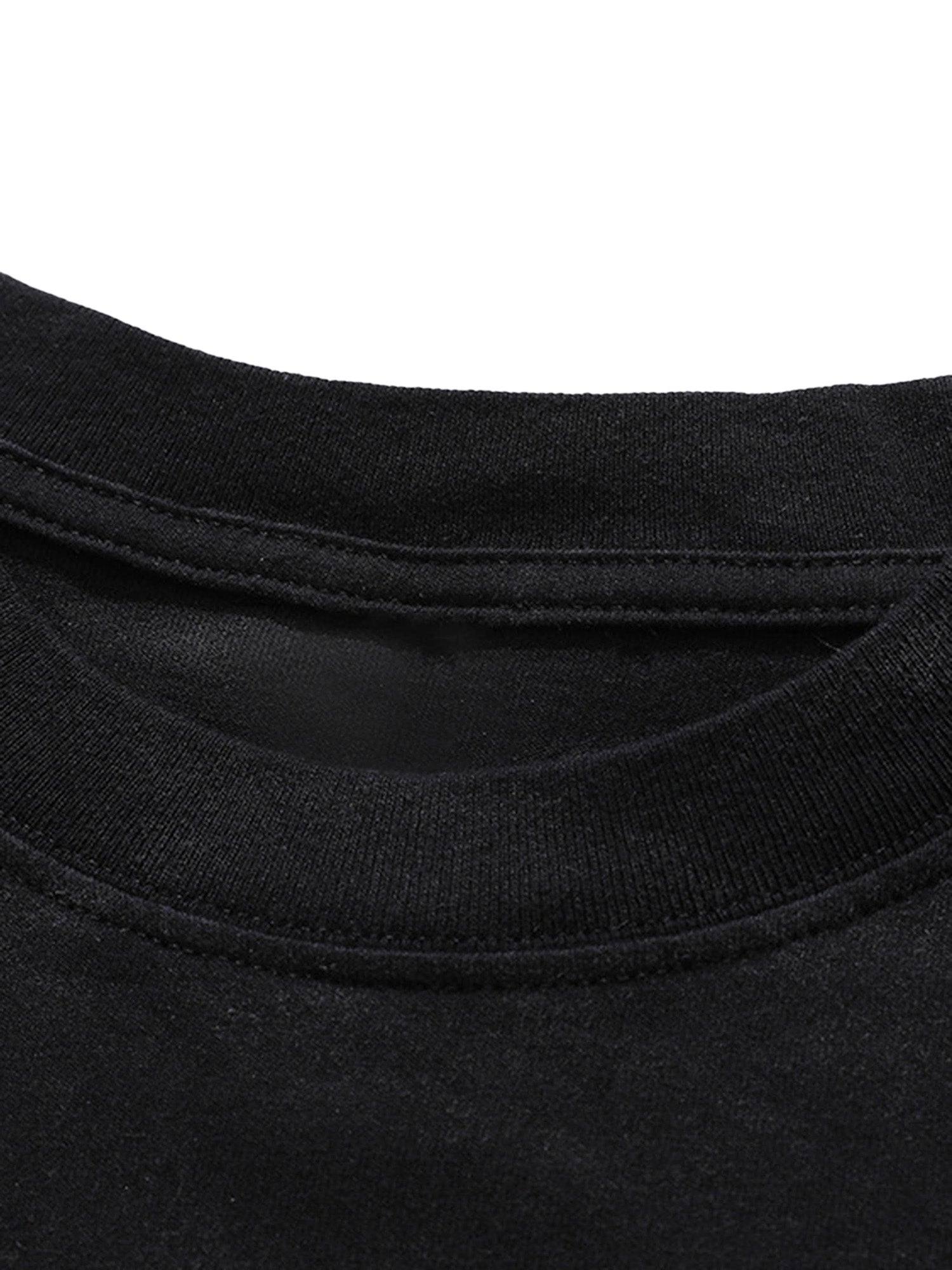 BLACK SHORT SLEEVE T-SHIRT WITH GUN GRAPHIC - TRENDY CASUAL SHORT