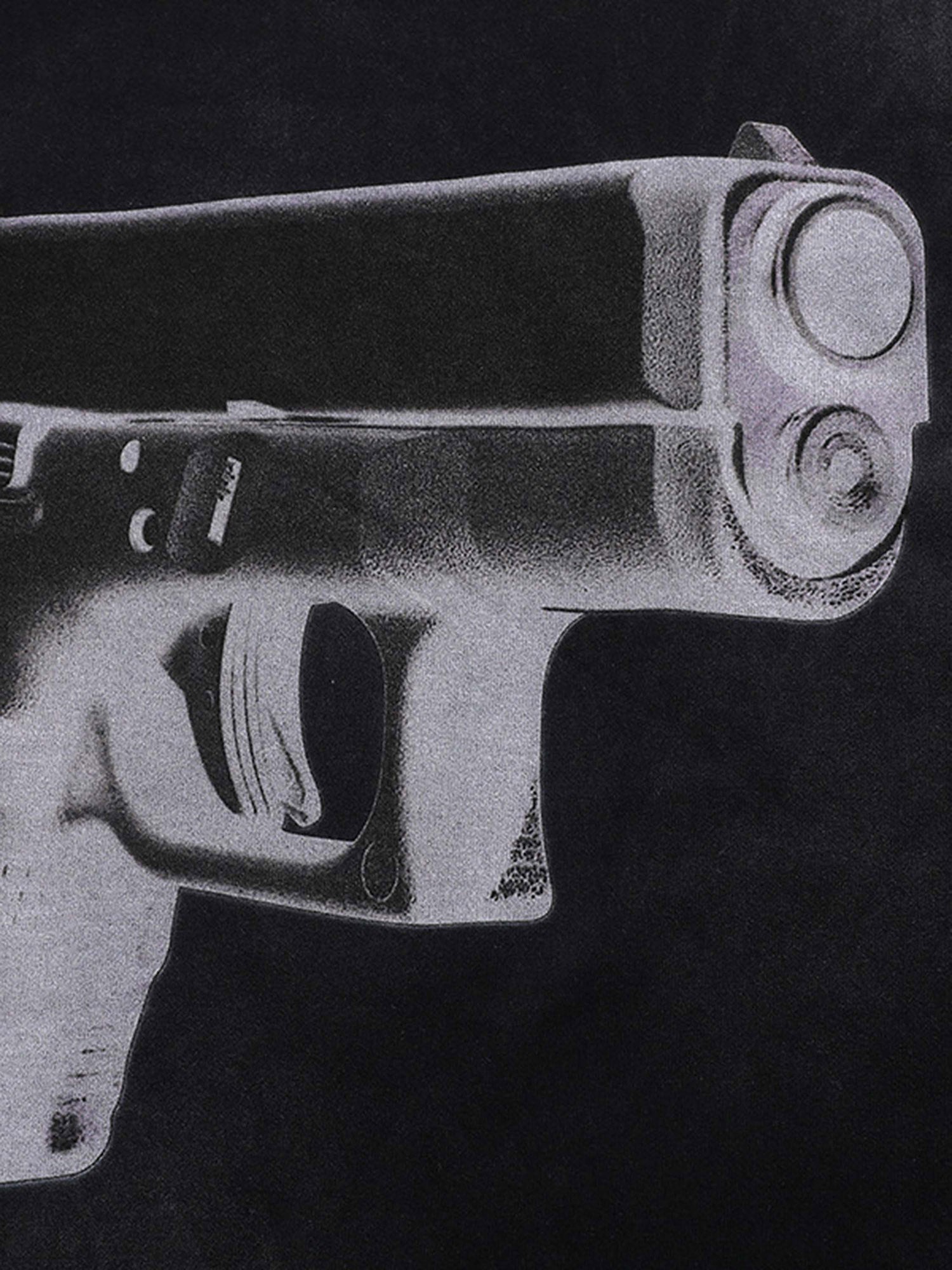 BLACK SHORT SLEEVE T-SHIRT WITH GUN GRAPHIC - TRENDY CASUAL SHORT