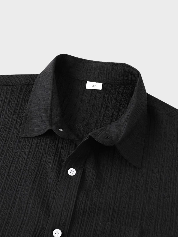 BLACK SHORT-SLEEVED BUTTON-DOWN SHIRT WITH EASY-TO-USE SIZE GUIDE